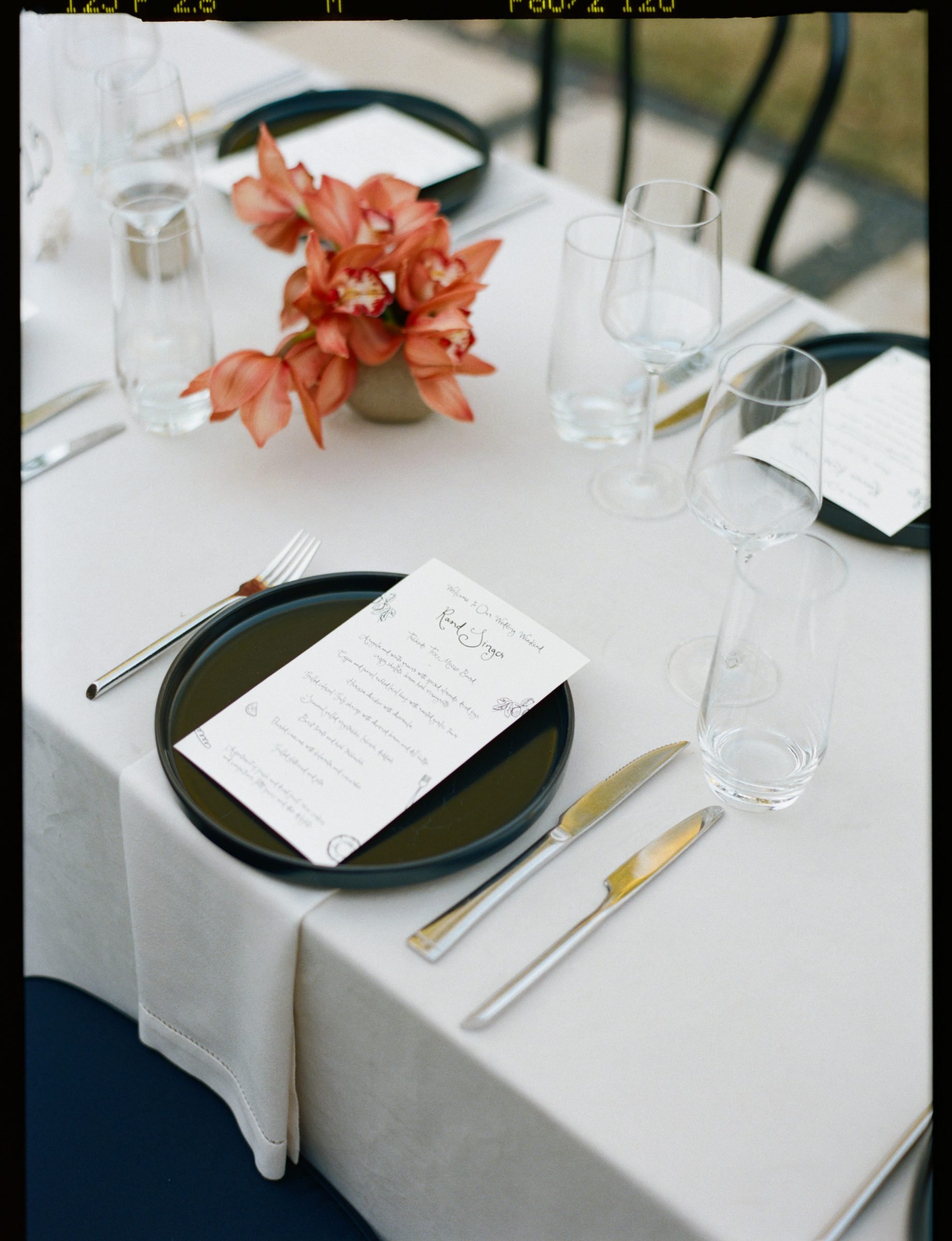Wedding day atmosphere captured by Alicia Valdez